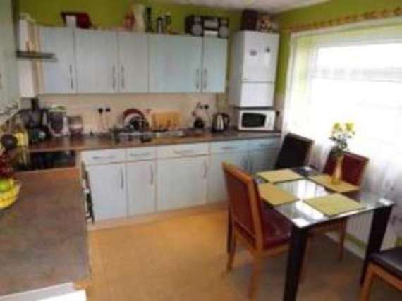 2 Bedroom Flat